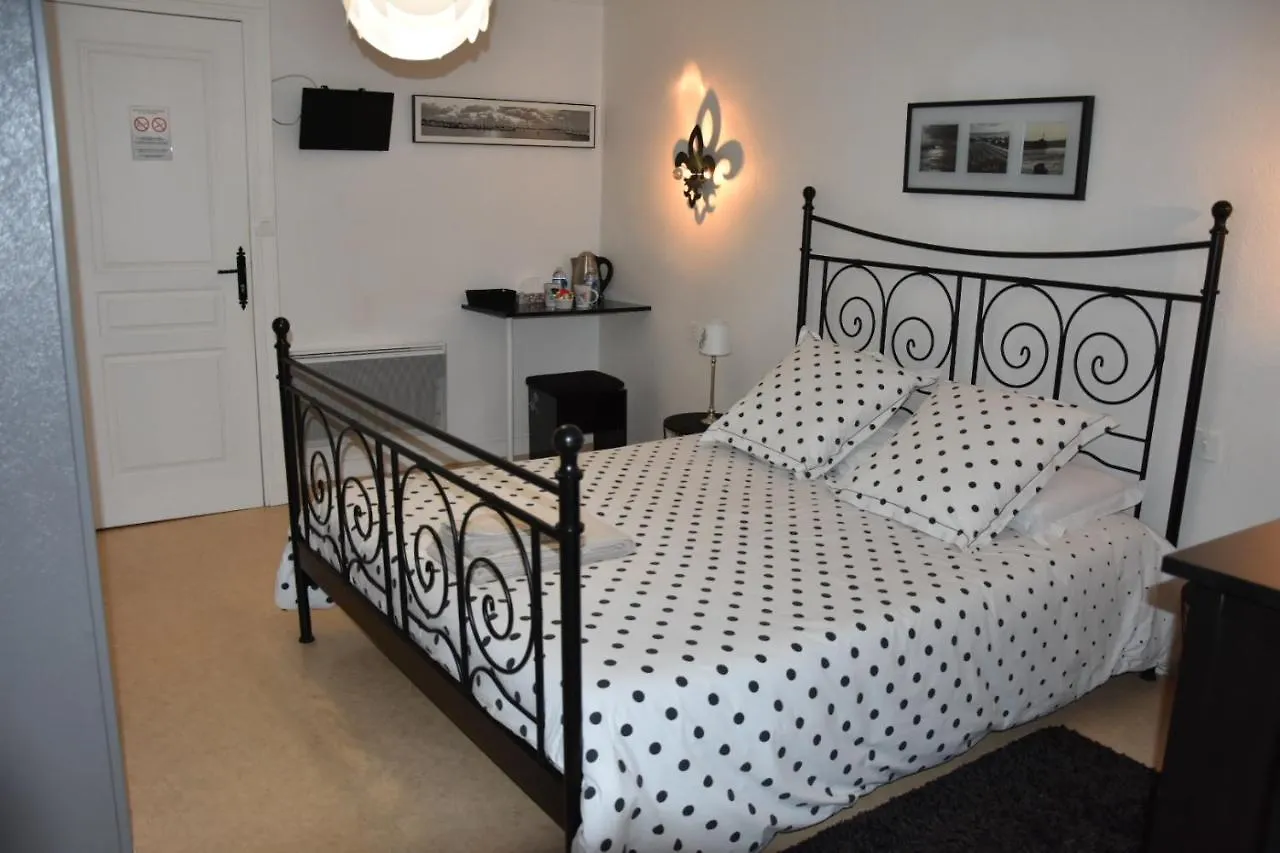 Ker-Loen Bed & Breakfast Val-Couesnon
