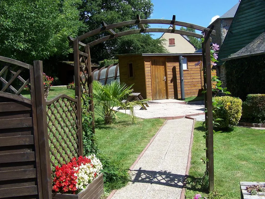 Ker-Loen Bed & Breakfast Val-Couesnon