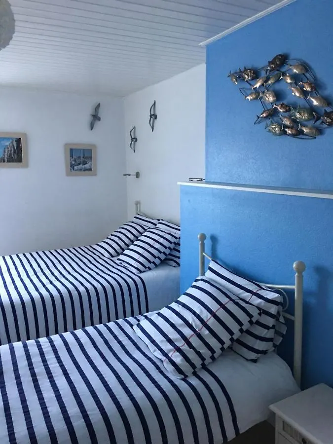 Ker-Loen Bed & Breakfast Val-Couesnon 3*,